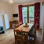 App 2 Superbesse 35m2 4 A 6 Personnes Proches Lacs Et Commerces Apartamento