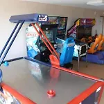 App 2 Superbesse 35m2 4 A 6 Personnes Proches Lacs Et Commerces Besse-et-Saint-Anastaise