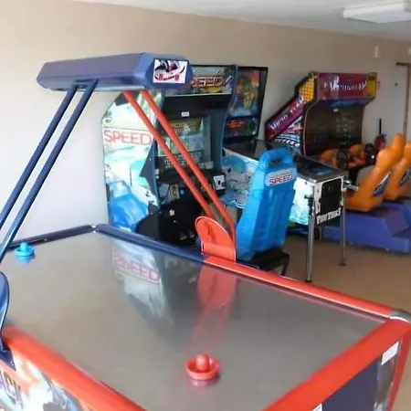 App 2 Superbesse 35m2 4 A 6 Personnes Proches Lacs Et Commerces Besse-et-Saint-Anastaise