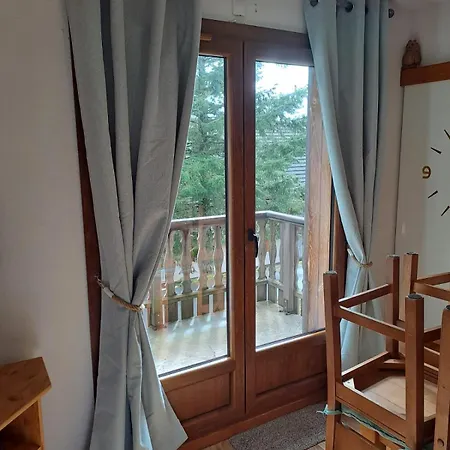 Daire App 2 Superbesse 35m2 4 A 6 Personnes Proches Lacs Et Commerces