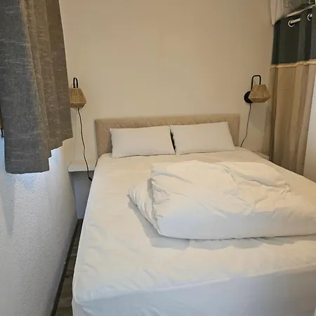 App 2 Superbesse 35m2 4 A 6 Personnes Proches Lacs Et Commerces Daire